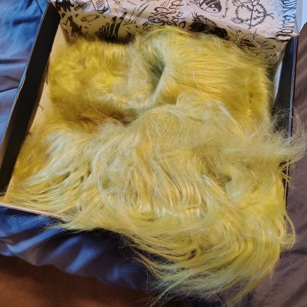 Current Mood X Dolls Kill Green Fur slides Size 8